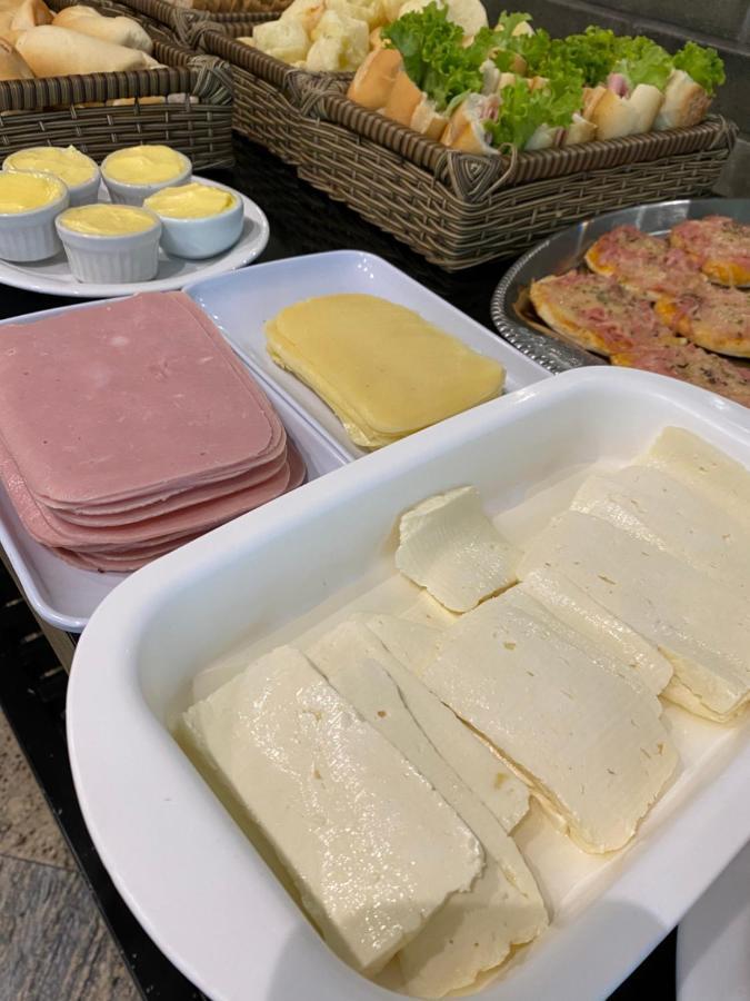 Hotel Caicara 伊塔佩米林河畔卡舒埃鲁 外观 照片